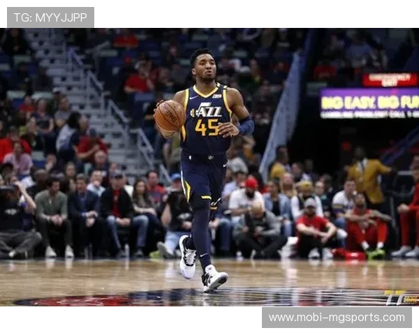 骑士主场防守体系稳固 成功压制国王快速转换进攻节奏 骑士主场防守体系稳固 成功压制国王快速转换进攻节奏