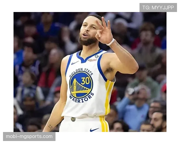 勇士逆转展现韧性 库里缺阵期间球队体能分配策略成效评估