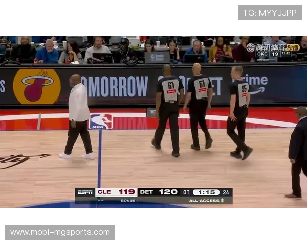 丹尼斯詹金斯关键时刻敢打敢拼 活塞替补席终获可靠持球点 丹尼斯詹金斯关键时刻敢打敢拼 活塞替补席终获可靠持球点